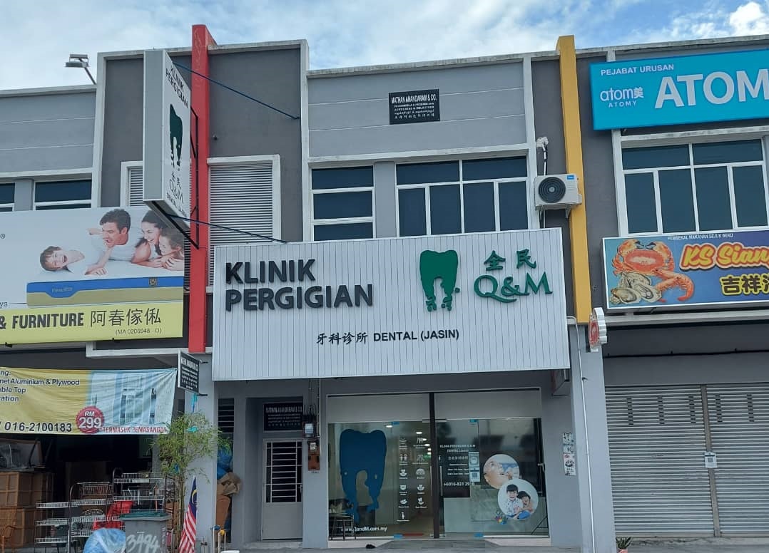 Klinik pergigian near me