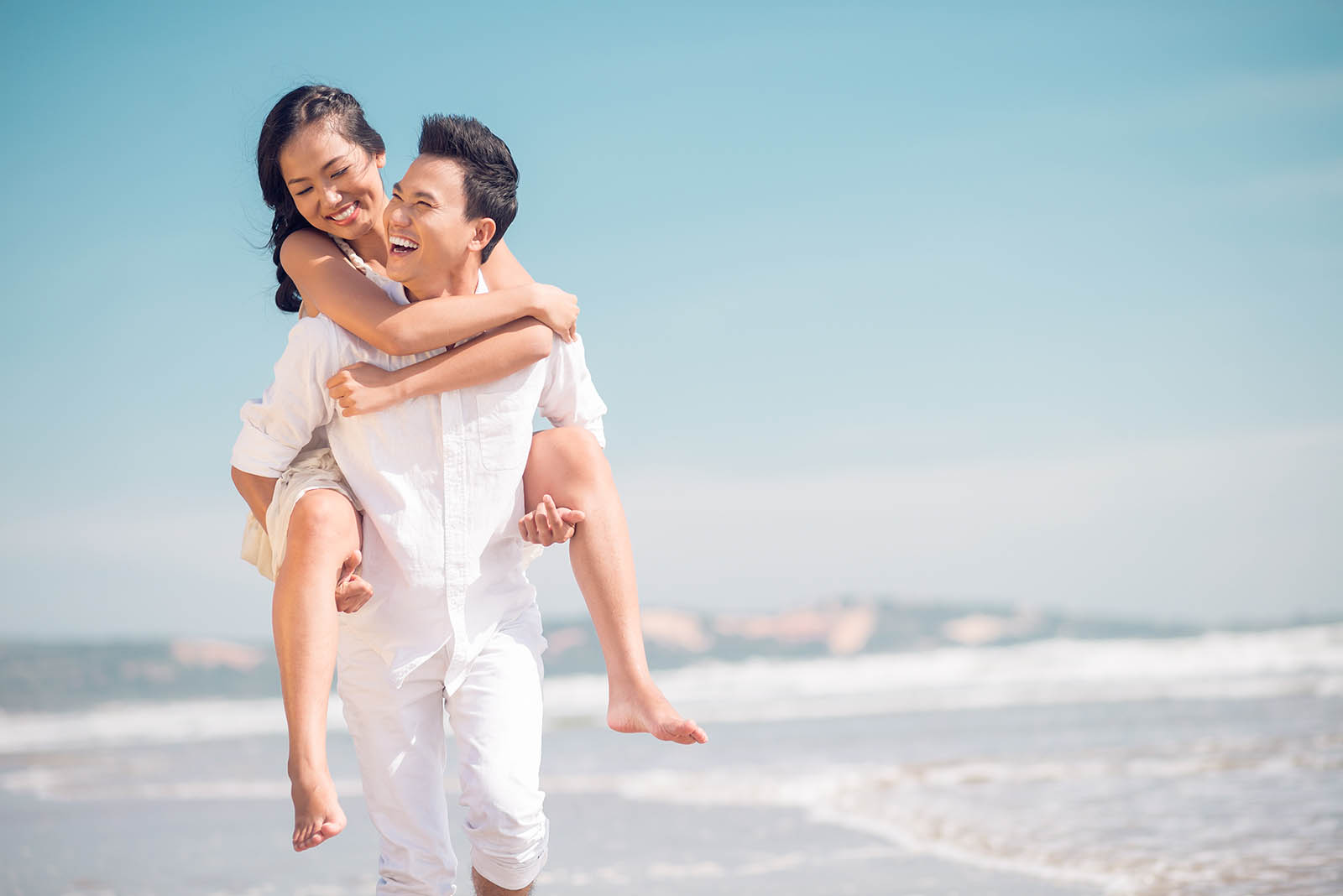 couple-at-beach.jpg